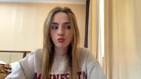Emila online show from April 23, 12:40 pm