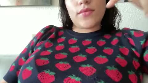 Suzy online show from April 3, 5:09 pm