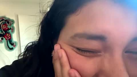 Suzy online show from October 26, 8:52 pm