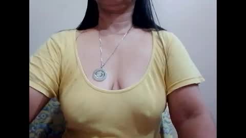 Snapshot of suzzie_hot chatting on March 2, 12:54 pm suzzie_hot online show from March 2, 12:54 pm