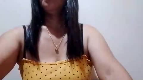 suzzie_hot online show from January 9, 12:11 pm