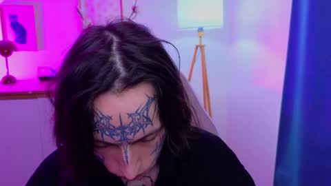 Eric online show from April 8, 12:30 pm