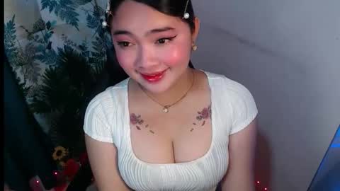 Jasmine online show from November 17, 8:22 pm