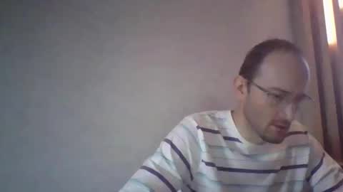 Snapshot of swarogpl chatting on January 8, 8:27 am swarogpl online show from January 8, 8:27 am