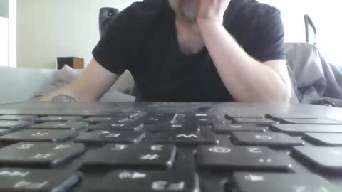 Snapshot of swedfred1 chatting on December 3, 10:45 am Brad online show from December 3, 10:45 am