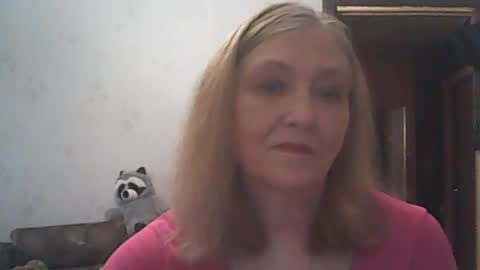 sweet4blonde67 online show from June 25, 2:33 pm