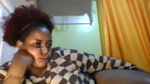 sweet52537 online show from March 8, 2:15 am