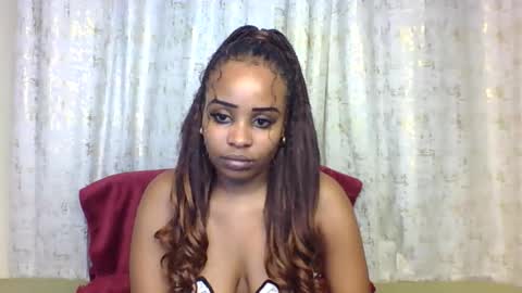sweet69temptress online show from May 31, 6:09 pm