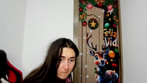 sweet__suck69bitch online show from February 3, 5:40 am