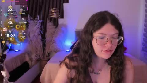 Alice online show from May 22, 7:42 pm