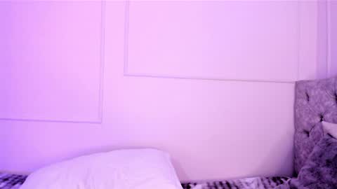 Asheley online show from March 28, 8:27 am