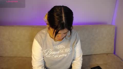 Bella Valery online show from February 27, 10:35 pm