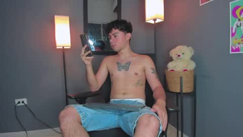 Theo ithan  leo online show from March 31, 7:09 am