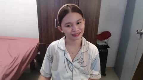 sweet_cassyxx online show from March 10, 1:48 pm