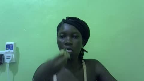 sweet_cherie1 online show from May 12, 4:49 pm