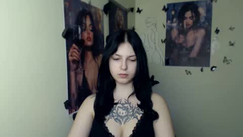 Ivy online show from February 24, 1:14 pm