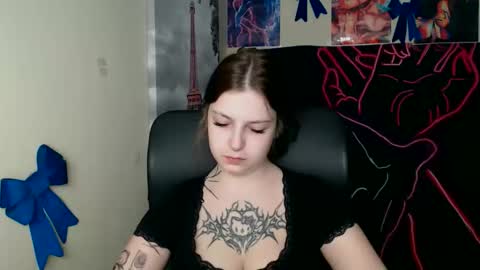 Ivy online show from April 4, 6:20 am