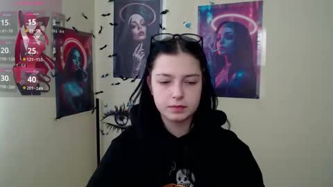 Ivy online show from March 13, 8:17 am