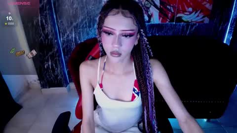 DOLLY online show from November 14, 3:25 pm