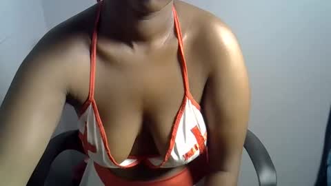 sweet_ebony001 online show from March 27, 11:55 am