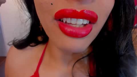 sweet_eliizabeth online show from March 24, 12:22 pm