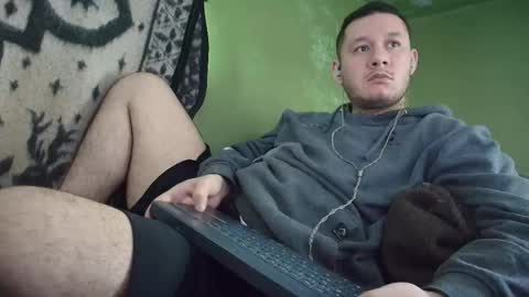 Snapshot of sweet_guy36 chatting on October 17, 3:49 pm sweet_guy36 online show from October 17, 3:49 pm