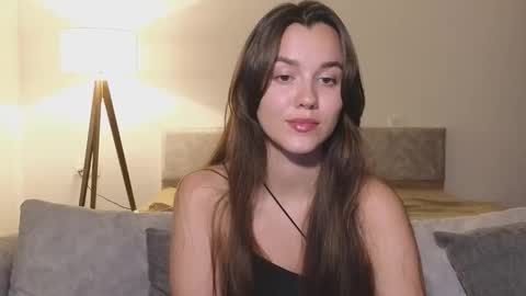 Snapshot of sweet_haeven chatting on October 12, 2:53 pm Im Mia.LOVELY PATTERNS 100 120 160 200 my toy buzzes from 2 tip online show from October 12, 2:53 pm