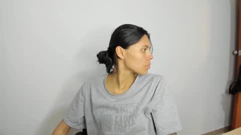 Hanna online show from February 15, 7:06 pm