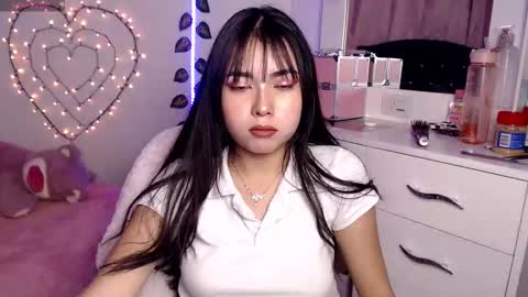 Hannah online show from March 12, 12:53 pm