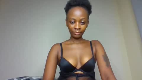 sweet_jovial online show from May 27, 6:16 pm