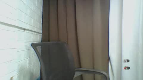 LAIKA online show from October 18, 3:00 am