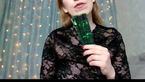 sweet_lilbunny online show from January 7, 4:34 pm