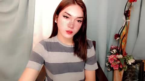 Snapshot of sweet_marie21 chatting on February 16, 12:52 am sweet_marie21 online show from February 16, 12:52 am