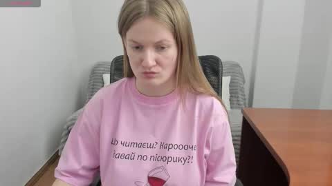 Mila online show from February 24, 9:40 pm