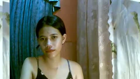 sweet_milkshake2004 online show from October 2, 10:58 am