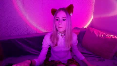 Snapshot of sweet_mol1y chatting on October 5, 12:30 am sweet_mol1y online show from October 5, 12:30 am