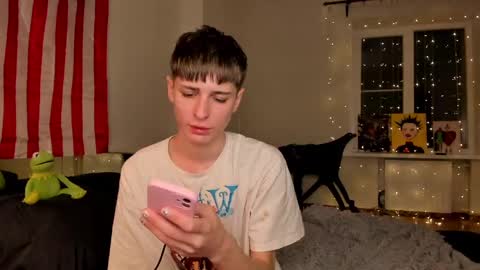 kira online show from December 23, 7:52 pm