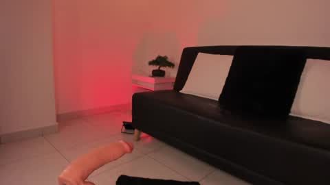 Val online show from June 10, 12:37 pm