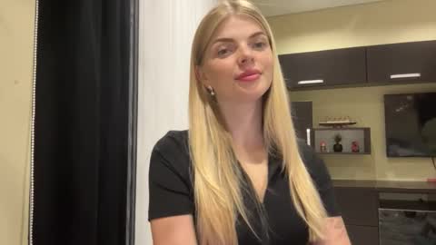 Mira online show from September 17, 8:34 pm