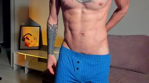 Snapshot of sweet_smith8 chatting on February 9, 3:01 pm sweet_smith8 online show from February 9, 3:01 pm
