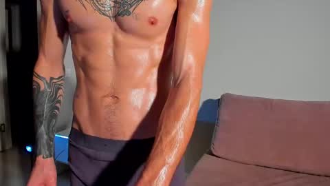Snapshot of sweet_smith8 chatting on February 4, 3:57 pm sweet_smith8 online show from February 4, 3:57 pm