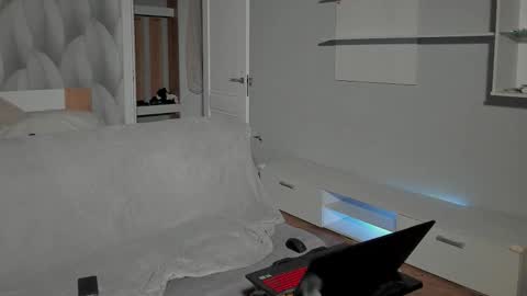 Snapshot of sweet_smith8 chatting on October 13, 2:30 pm sweet_smith8 online show from October 13, 2:30 pm