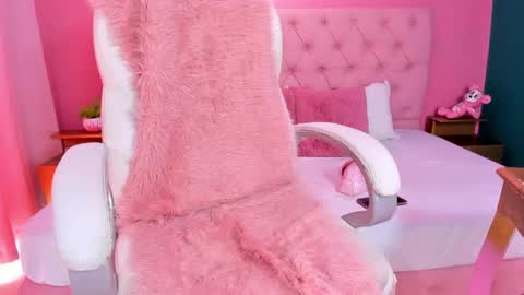 Snapshot of sweet_starxx chatting on February 18, 4:03 pm Yeileen online show from February 18, 4:03 pm