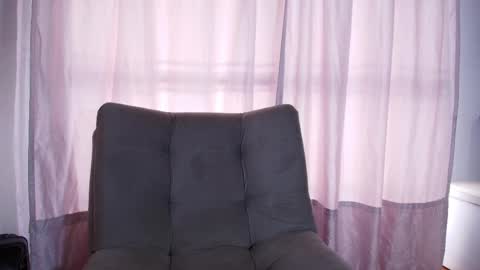              online show from April 21, 7:32 pm