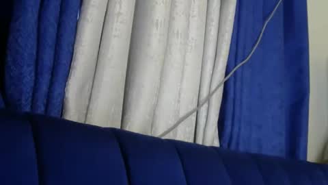 sweet_strawberina online show from May 28, 11:41 am