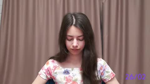 Snapshot of sweet_sweet_angel chatting on February 26, 3:21 pm Angel online show from February 26, 3:21 pm