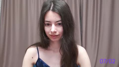 Snapshot of sweet_sweet_angel chatting on February 7, 3:02 am Angel online show from February 7, 3:02 am