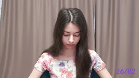 Snapshot of sweet_sweet_angel chatting on February 26, 9:12 am Angel online show from February 26, 9:12 am
