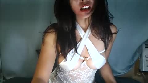 Snapshot of sweet_thea19 chatting on October 5, 3:52 pm sweet_thea19 online show from October 5, 3:52 pm