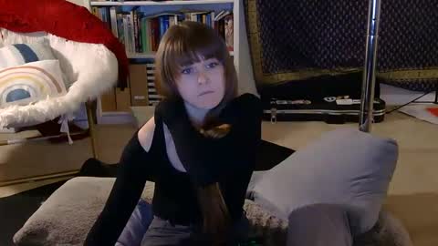 Heidi Brenner - Please check bio for schedule  FAQ online show from February 17, 11:33 pm